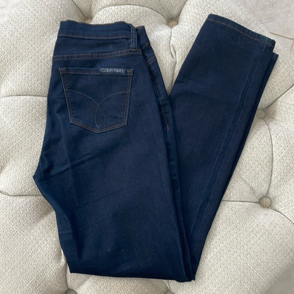 Calvin Klein ultimate skinny dark wash jeans size 30/10